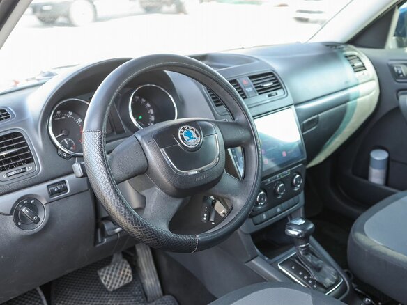 2011 Skoda Yeti I, синий - вид 8