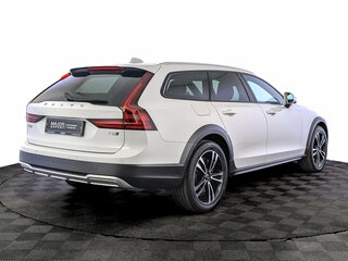 2021 Volvo V90 Cross Country I Рестайлинг, белый, 4270000 рублей, вид 5