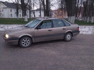 1990 Volkswagen Passat B3, серебристый, 200000 рублей, вид 5