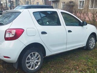 2018 Renault Sandero II Рестайлинг, белый, 730000 рублей, вид 4