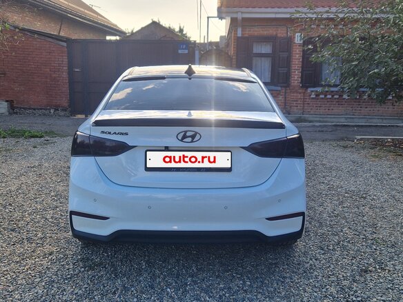 2018 Hyundai Solaris II, белый, 1330000 рублей - вид 5