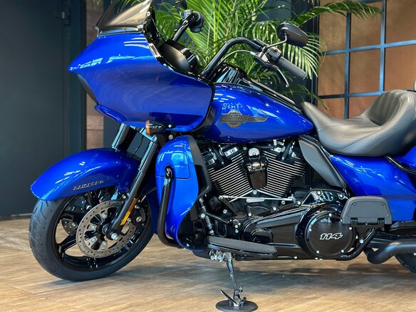 2024 Harley-Davidson Road Glide Limited, синий, 4350000 рублей - вид 3