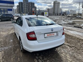 2019 Skoda Rapid I Рестайлинг, белый, 745000 рублей, вид 3