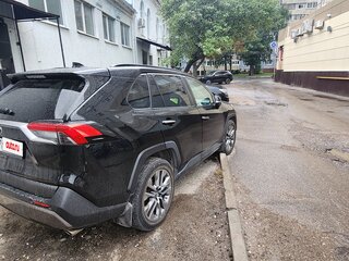 2019 Toyota RAV4 V (XA50), чёрный, 3260000 рублей, вид 3