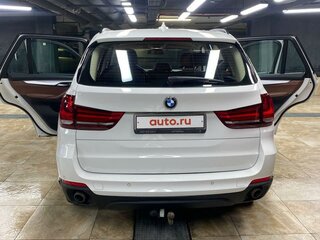 2018 BMW X5 25d III (F15), белый, 2950000 рублей, вид 4