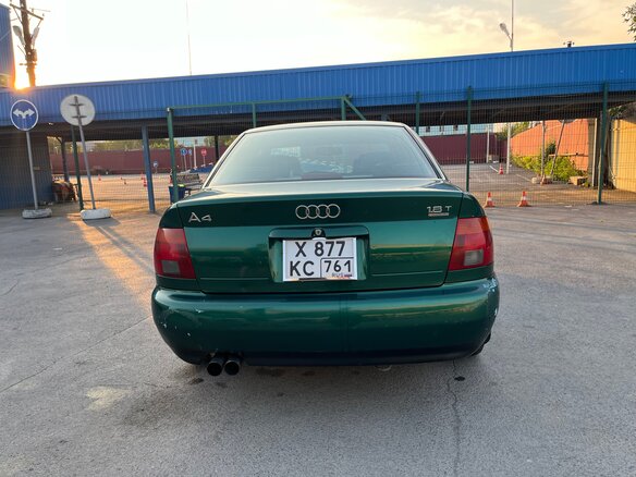 1997 Audi A4 I (B5), зелёный, 380000 рублей - вид 4