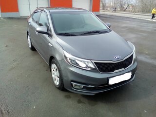 2016 Kia Rio III Рестайлинг, серый, 1100000 рублей, вид 1
