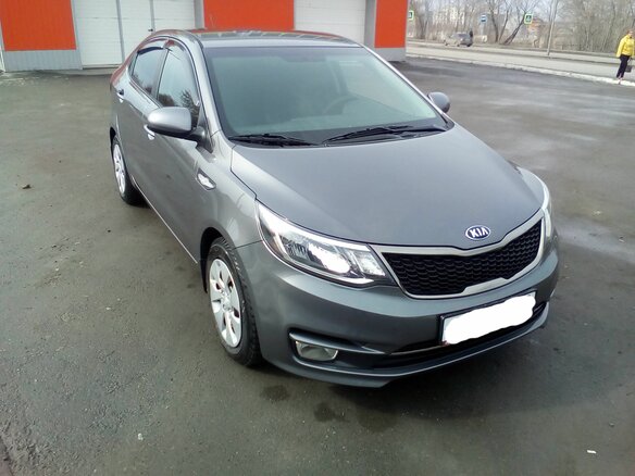 2016 Kia Rio III Рестайлинг, серый, 1100000 рублей