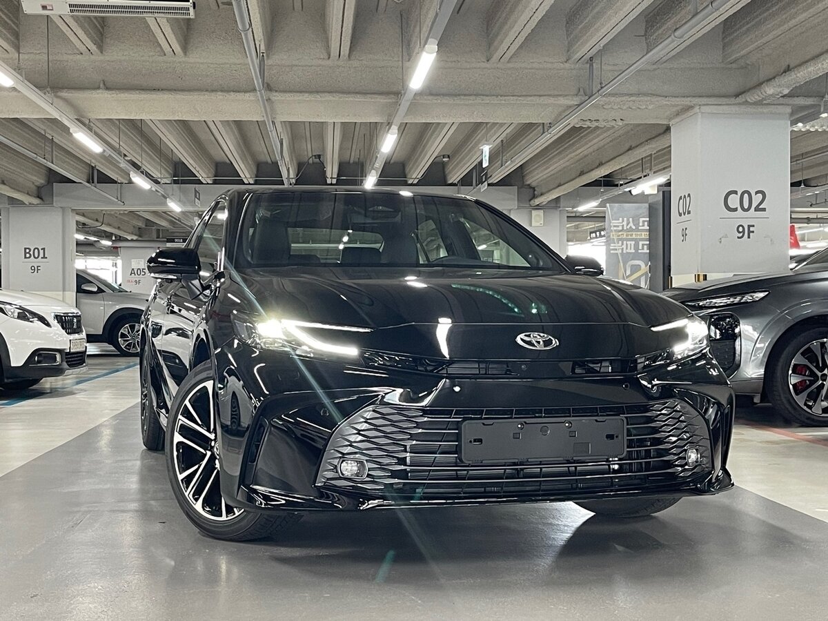 Открыть фотографии: Toyota Camry IX (XV80)