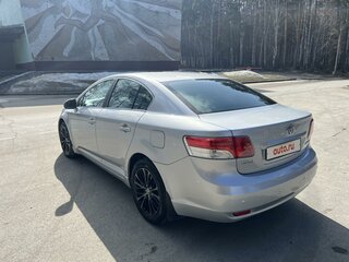 2010 Toyota Avensis III, серебристый, 1250000 рублей, вид 4