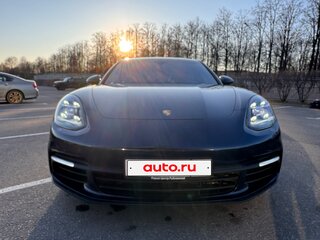 2019 Porsche Panamera 4 Sport Turismo II, синий, 7100000 рублей, вид 4