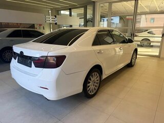 2012 Toyota Camry VII (XV50), белый, 1310000 рублей, вид 4