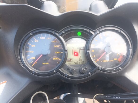 2004 Suzuki V-Strom DL 650, чёрный, 400000 рублей - вид 8