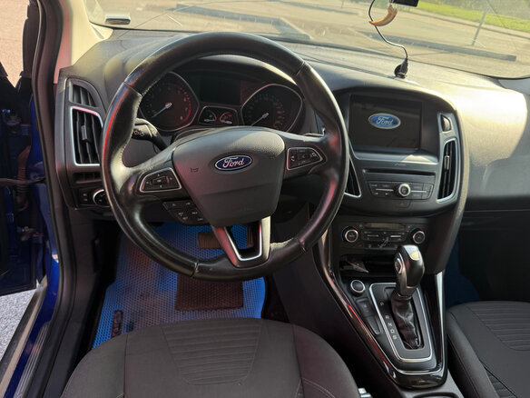2018 Ford Focus III Рестайлинг, синий, 950000 рублей - вид 10