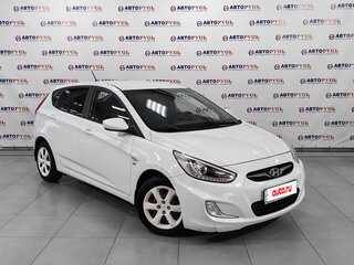 2014 Hyundai Solaris I, белый, 1200000 рублей, вид 2