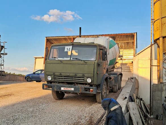 1991 КамАЗ 4310, зелёный, 950000 рублей - вид 5