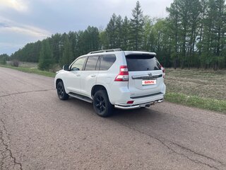 2016 Toyota Land Cruiser Prado 6-speed 150 Series Рестайлинг 1, белый, 3850000 рублей, вид 3