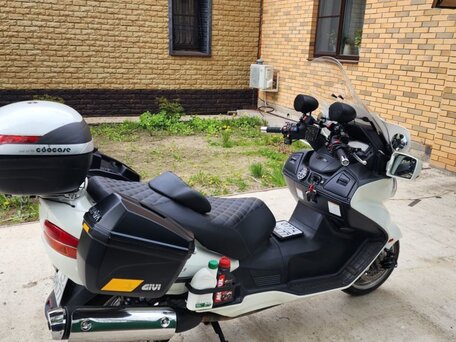 2012 Suzuki Burgman (SkyWave) 650, белый, 550000 рублей, вид 3