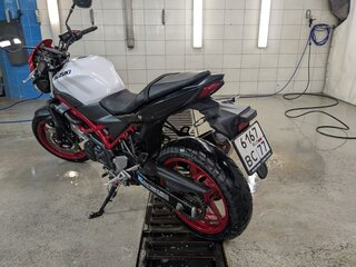 2021 Suzuki SV 650, белый, 550000 рублей, вид 3
