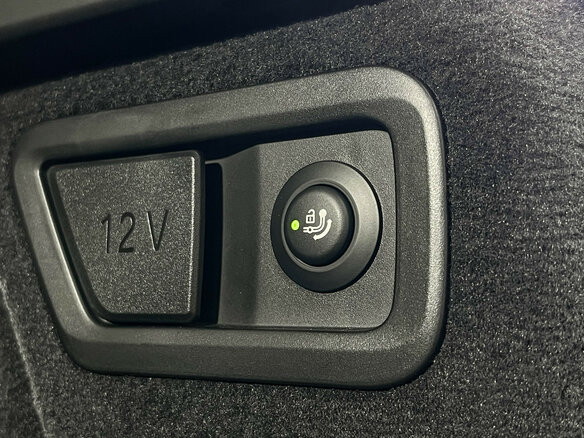 2026 BMW X7 M60i I (G07) Рестайлинг, чёрный, 22500000 рублей - вид 8