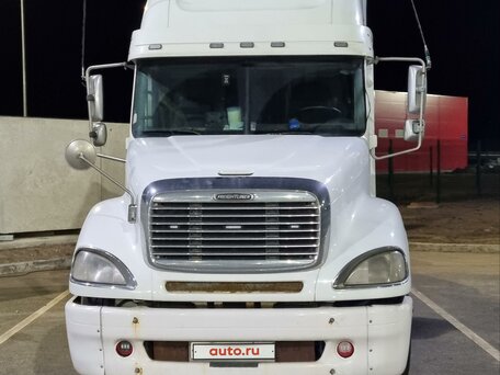 2002 Freightliner Columbia, белый, 2300000 рублей, вид 1