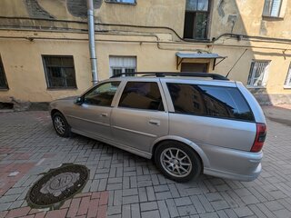 2001 Opel Vectra B Рестайлинг, серебристый, 350000 рублей, вид 4