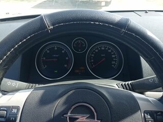 2008 Opel Astra H Рестайлинг, серебристый, 800000 рублей, вид 5