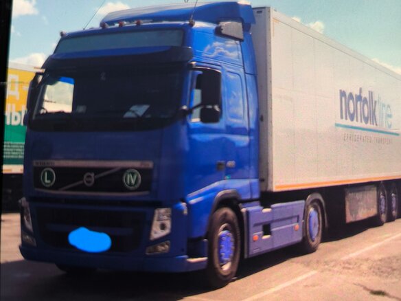 2013 Volvo FH, синий, 5000000 рублей