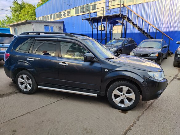 2008 Subaru Forester III, серый, 1700000 рублей