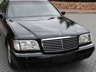 1992 Mercedes-Benz S-Класс 300 III (W140), чёрный, 2500000 рублей, вид 2