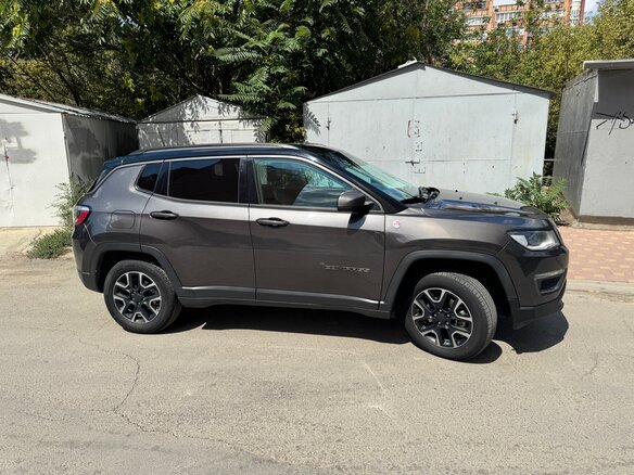 2018 Jeep Compass II, серый, 1290000 рублей - вид 2
