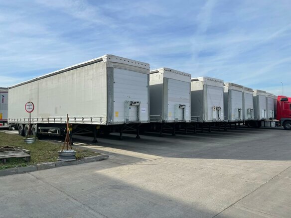 2018 Schmitz Cargobull 9084, серый, 2200000 рублей - вид 2