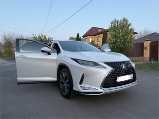 2020 Lexus RX 300 IV Рестайлинг, белый, 4300000 рублей, вид 3