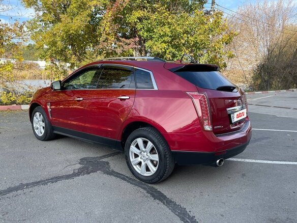 2010 Cadillac SRX II, красный, 1420000 рублей - вид 3