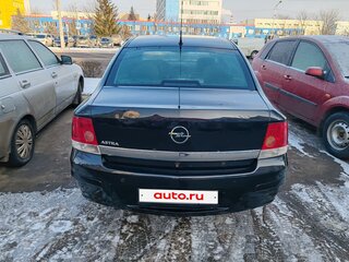 2010 Opel Astra H Рестайлинг, чёрный, 430000 рублей, вид 2