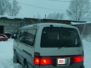 1991 Toyota HiAce H100, коричневый, 677000 рублей, вид 2