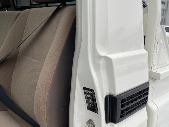 2017 Toyota Land Cruiser 79 70 Series Рестайлинг 1, белый, 6700000 рублей - вид 22