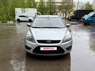 2011 Ford Focus II Рестайлинг, серебристый, 550000 рублей, вид 2