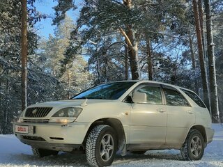 1999 Toyota Harrier I (XU10), белый, 900000 рублей, вид 2