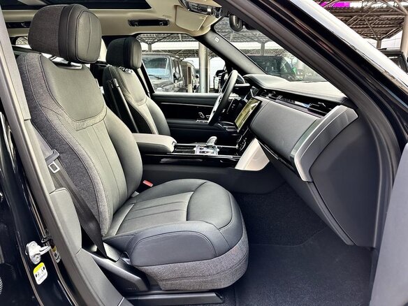 2022 Land Rover Range Rover D350 MHEV V, белый, 13300000 рублей - вид 10