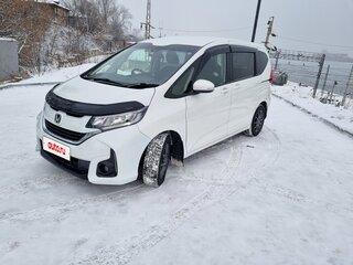 2018 Honda Freed II, белый, 1720000 рублей, вид 1