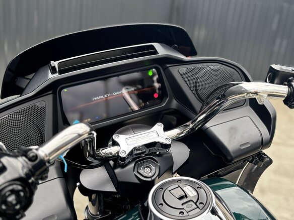2024 Harley-Davidson Road Glide, зелёный, 3750000 рублей - вид 15