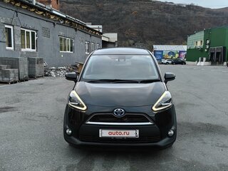 2018 Toyota Sienta II, чёрный, 1430000 рублей, вид 1