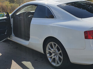 2010 Audi A5 I (8T), белый, 1300000 рублей, вид 3