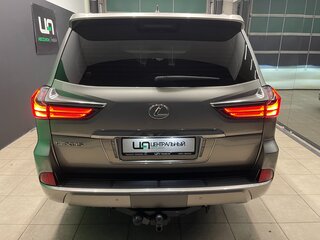 2016 Lexus LX 450d III Рестайлинг 2, серый, 6900000 рублей, вид 5