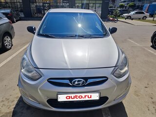 2014 Hyundai Solaris I, серебристый, 710000 рублей, вид 1