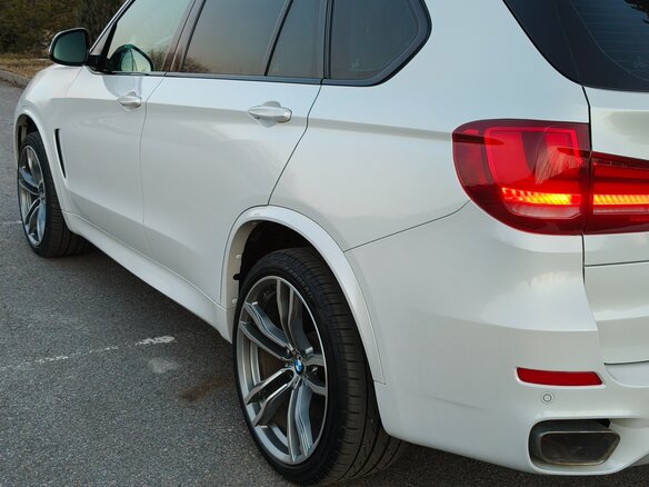 2018 BMW X5 30d III (F15), белый, 4900000 рублей - вид 16