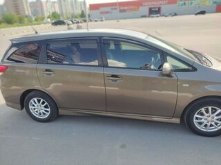 2009 Toyota Wish II, коричневый, 1450000 рублей, вид 2