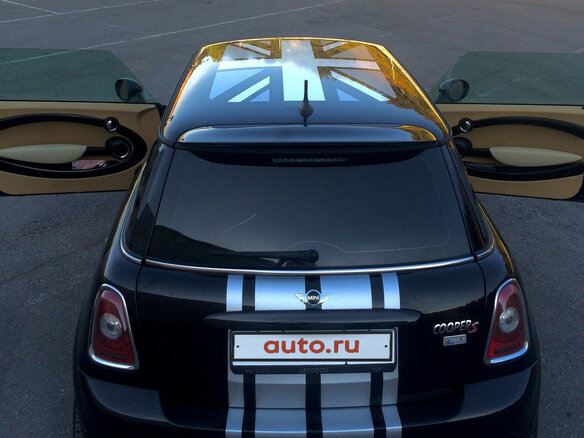 2010 Mini Hatch Cooper S II (R56) Рестайлинг, чёрный - вид 2