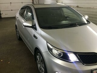 2015 Kia Rio III Рестайлинг, серебристый, 1450000 рублей, вид 2
